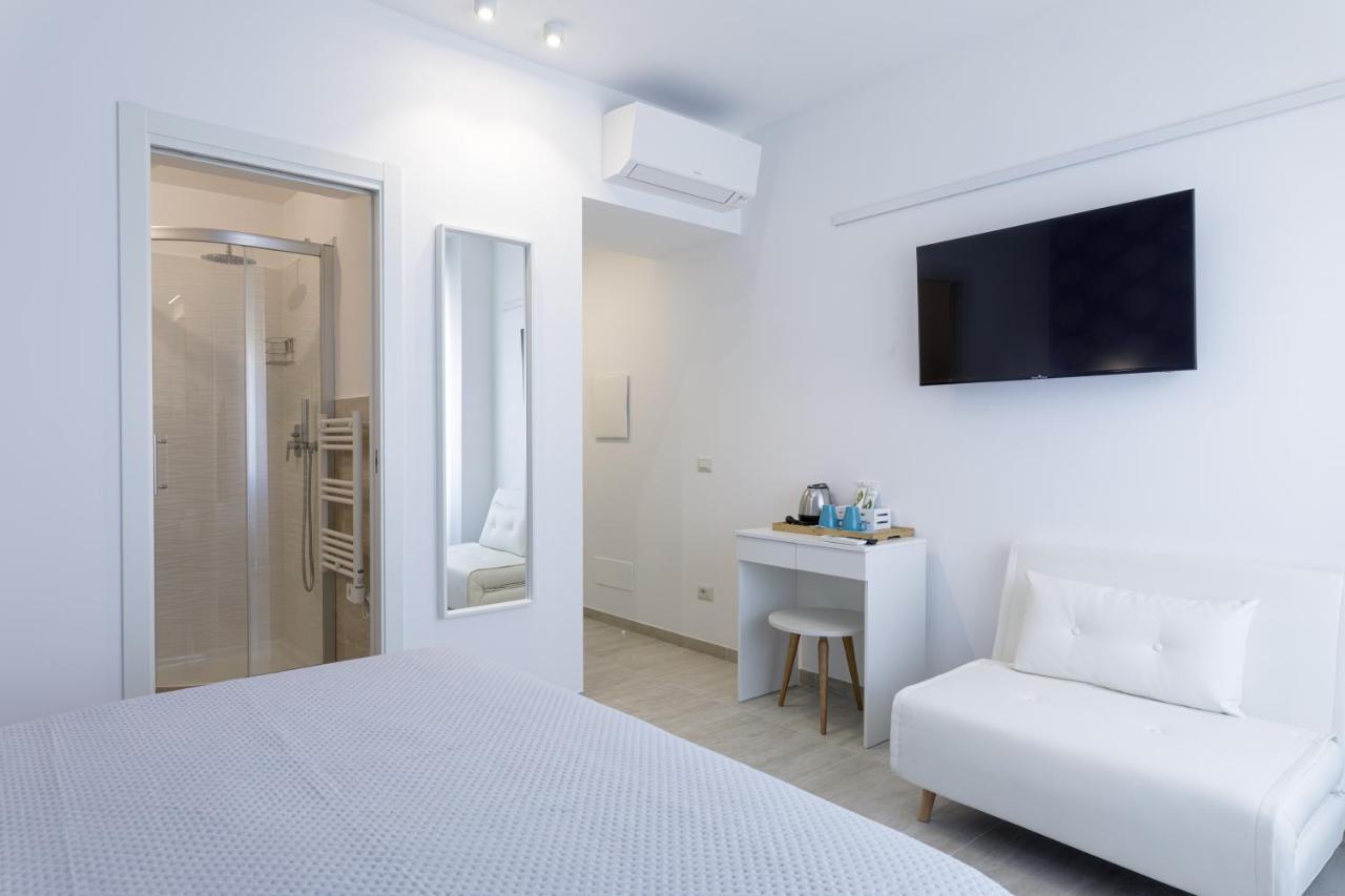 Vista Mare Guest House Чивитанова-Марке Экстерьер фото