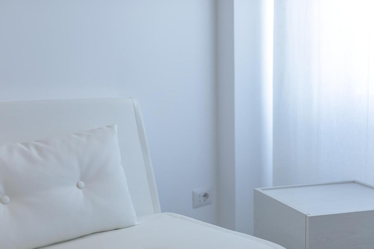 Vista Mare Guest House Чивитанова-Марке Экстерьер фото
