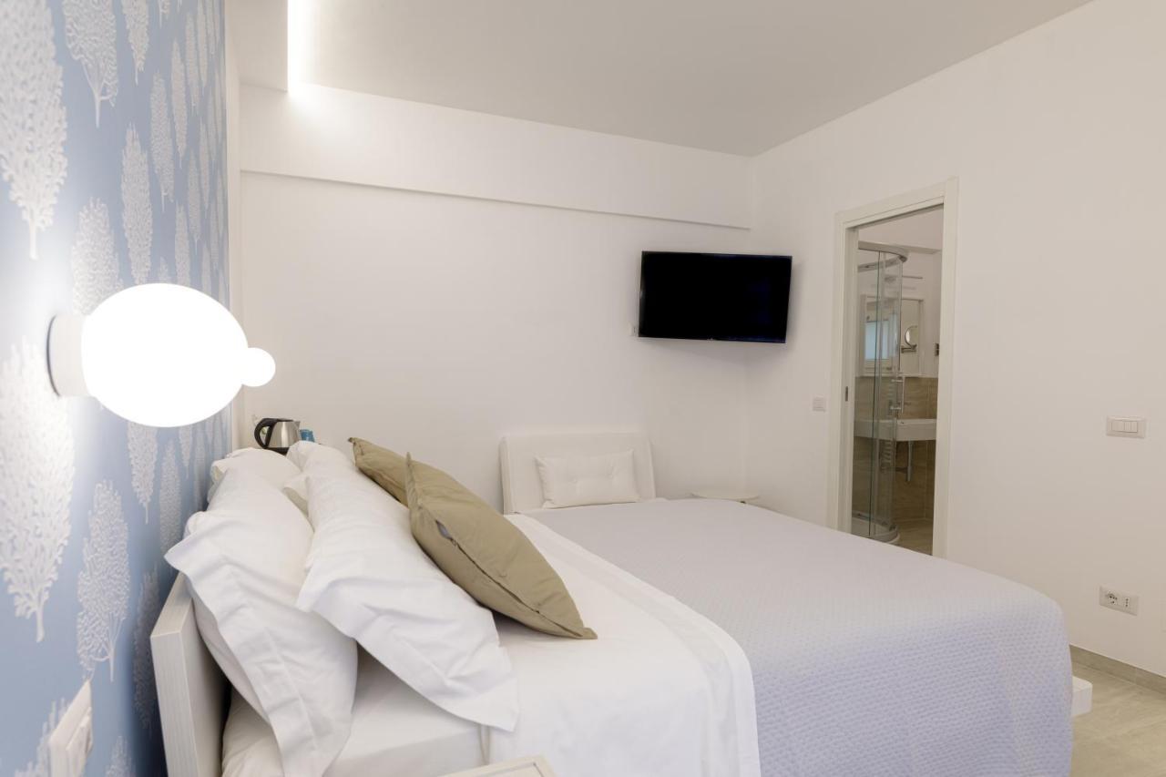 Vista Mare Guest House Чивитанова-Марке Экстерьер фото